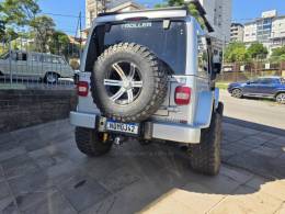 TROLLER - T4 - 2009/2009 - Prata - R$ 105.000,00