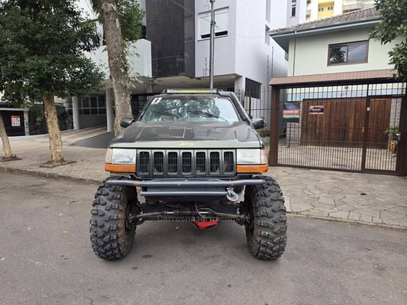 JEEP - CHEROKEE - 1997/1998 - Verde - R$ 60.000,00