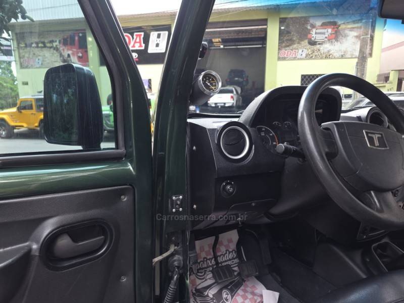 TROLLER - T4 - 2012/2012 - Verde - R$ 115.000,00