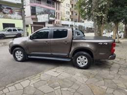 CHEVROLET - S10 - 2013/2013 - Marrom - R$ 110.000,00