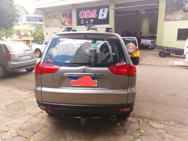 MITSUBISHI - PAJERO DAKAR - 2013/2013 - Dourada - R$ 115.000,00