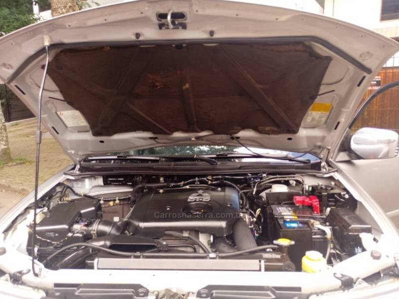 MITSUBISHI - PAJERO DAKAR - 2013/2013 - Dourada - R$ 115.000,00