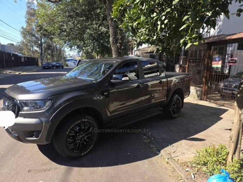 FORD - RANGER - 2023/2023 - Cinza - R$ 192.000,00