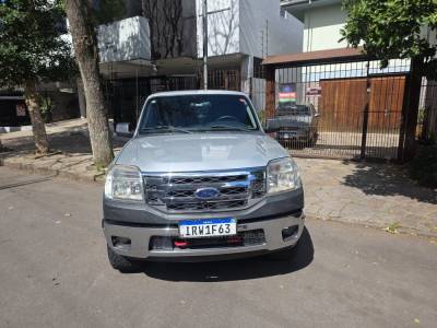 FORD - RANGER - 2012/2011 - Prata - R$ 77.000,00