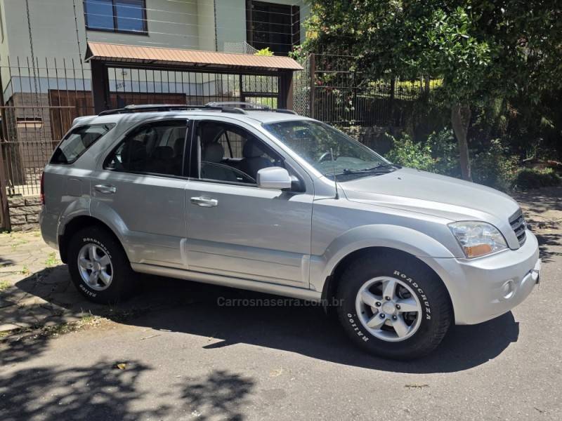 KIA MOTORS - SORENTO - 2008/2008 - Prata - R$ 54.000,00