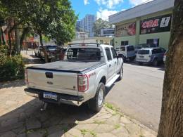 FORD - RANGER - 2012/2011 - Prata - R$ 77.000,00